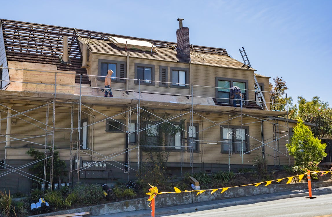 What to Look for When Selecting Your Home’s New Roof