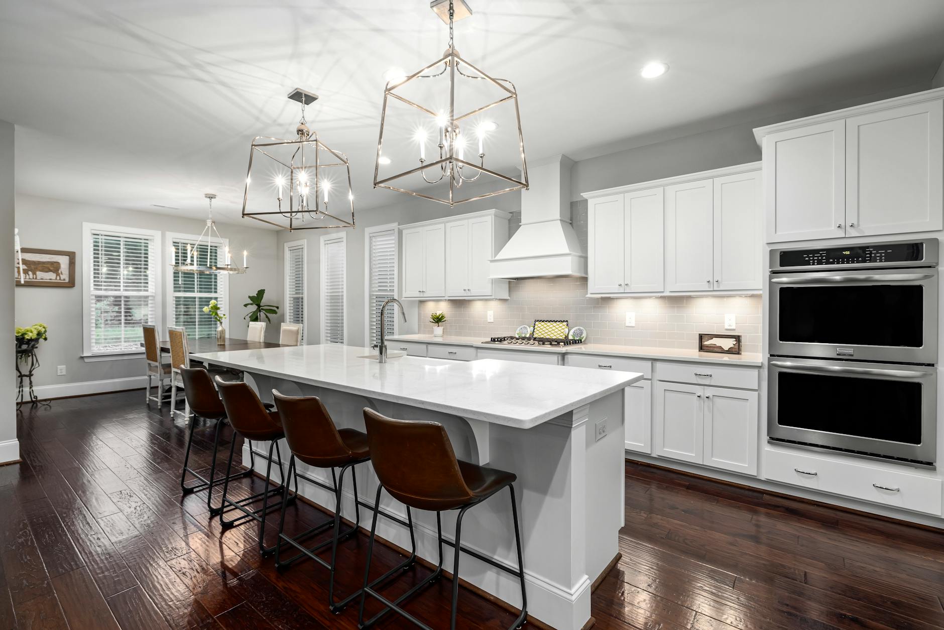 view of a kitchen