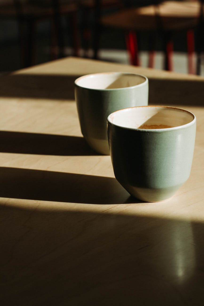close up photo of coffee cups